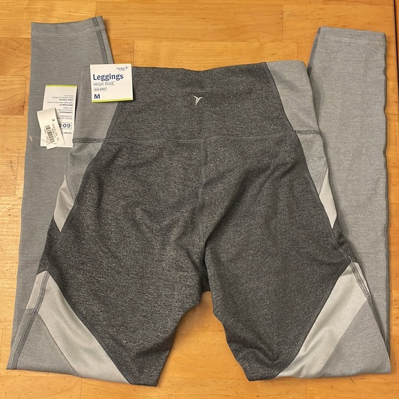 Old Navy leggings active wear - Picture 4 of 5
